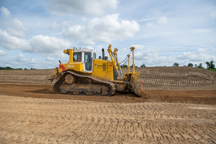 Bulldozer 24 ton V-Pat blad